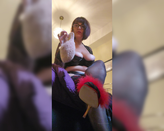 Miss B aka missb52s OnlyFans - 09-30-2022 - Slipper fucker loser