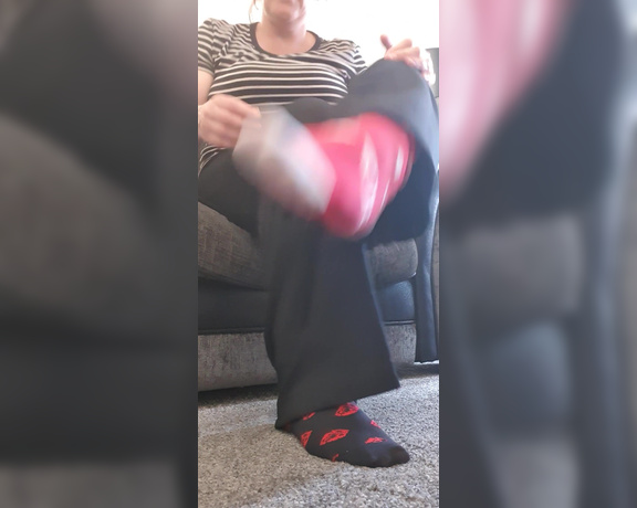 Miss B aka missb52s OnlyFans - 07-13-2021 - After work sore smelly feet