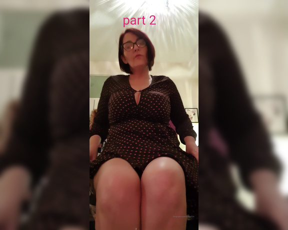 Miss B aka missb52s OnlyFans - 11-04-2020 - Part 2 How to remove my nylons