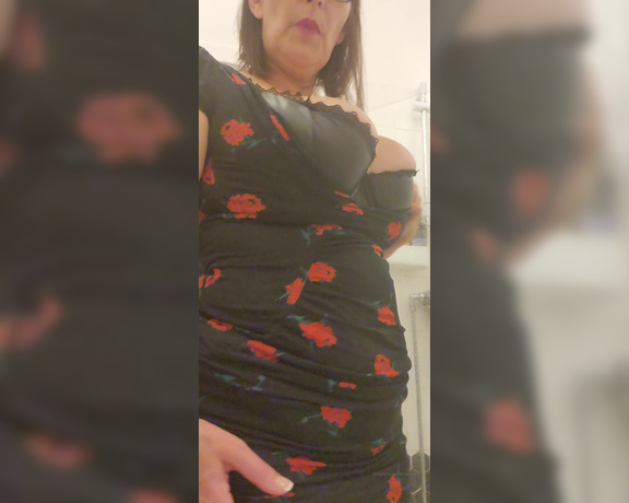 Miss B aka missb52s OnlyFans - 06-13-2023 - Two perfect ways for your stepmother to take your breath away