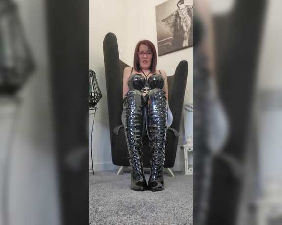 Miss B aka missb52s OnlyFans - 12-12-2023 - This is the only way boot bitches get release