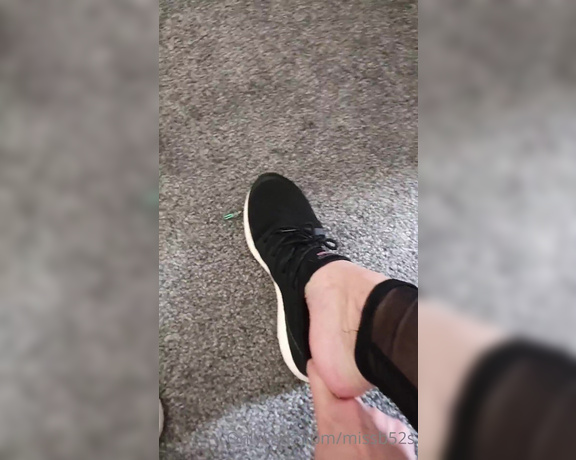 Miss B aka missb52s OnlyFans - 06-09-2021 - Tiny men get broken under my sweaty feet