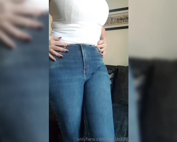 Miss B aka missb52s OnlyFans - 04-10-2019 - Who couldnt enjoy jeans and feet