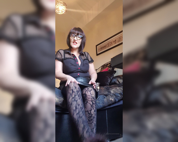 Miss B aka missb52s OnlyFans - 03-18-2022 - Its date night cuck