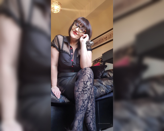 Miss B aka missb52s OnlyFans - 03-18-2022 - Its date night cuck