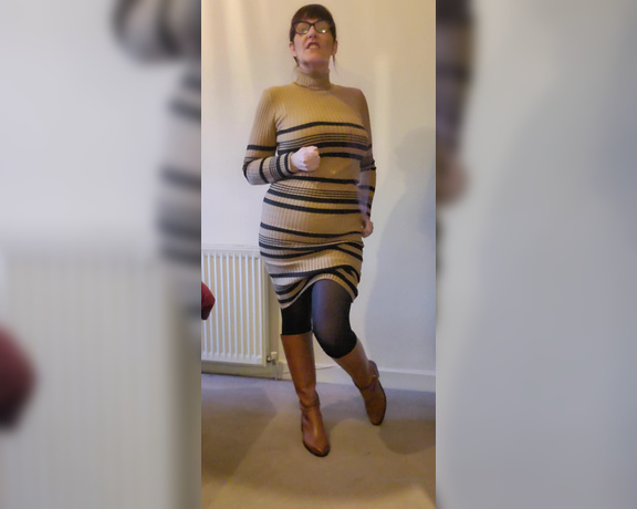 Miss B aka missb52s OnlyFans - 12-06-2022 - Looks are deceiving