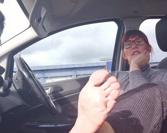 Miss B aka missb52s OnlyFans - 09-11-2024 - A smelly work feet for you to worship in my car