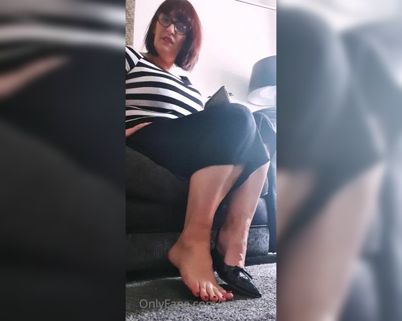 Miss B aka missb52s OnlyFans - 06-10-2021 - These are good for spanking