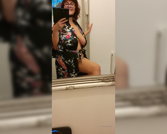 Miss B aka missb52s OnlyFans - 01-26-2022 - Your stepmother knows you watch through the crack of the door