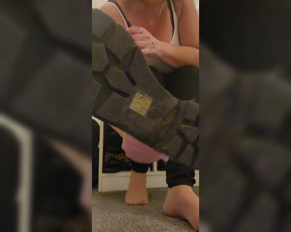 Miss B aka missb52s OnlyFans - 01-07-2023 - Todays boots and nylons