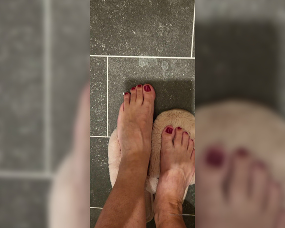 Miss B aka missb52s OnlyFans - 07-01-2022 - New colour is just delicious on my toes