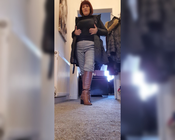 Miss B aka missb52s OnlyFans - 11-24-2021 - Show me you love my leather boots bois