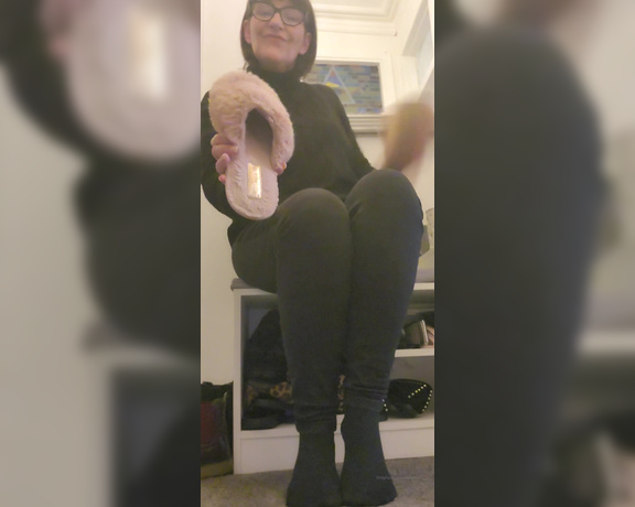 Miss B aka missb52s OnlyFans - 02-04-2023 - Lick the soles of mummys slippers before i spank you