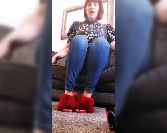 Miss B aka missb52s OnlyFans - 06-27-2021 - Rub my feet