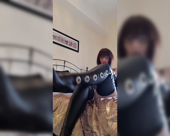 Miss B aka missb52s OnlyFans - 04-30-2021 - Edge over my boots