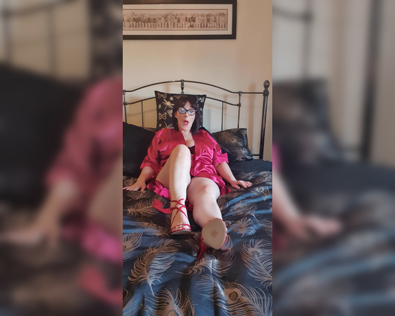 Miss B aka missb52s OnlyFans - 03-20-2022 - Worshiping your stepmothers heels as she lays in bed