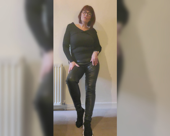 Miss B aka missb52s OnlyFans - 09-04-2022 - Leather worship for you pathetic losers