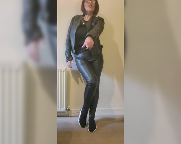 Miss B aka missb52s OnlyFans - 09-04-2022 - Leather worship for you pathetic losers