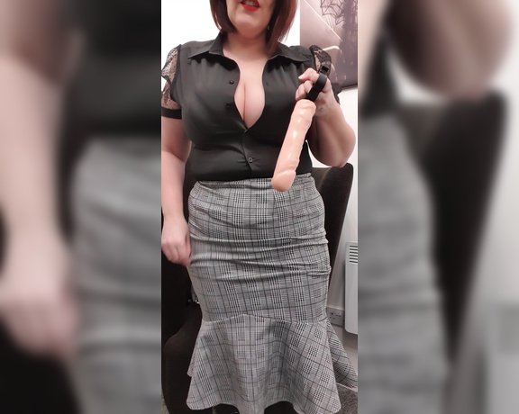 Miss B aka missb52s OnlyFans - 02-14-2021 - Before you go to work