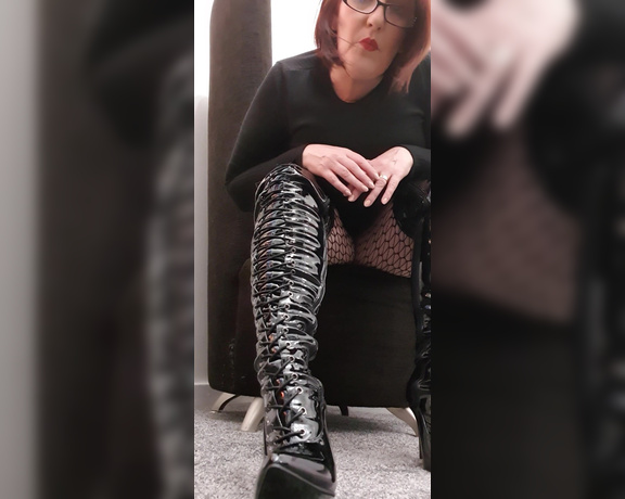 Miss B aka missb52s OnlyFans - 12-30-2020 - Count every eyelet as you worship my boots