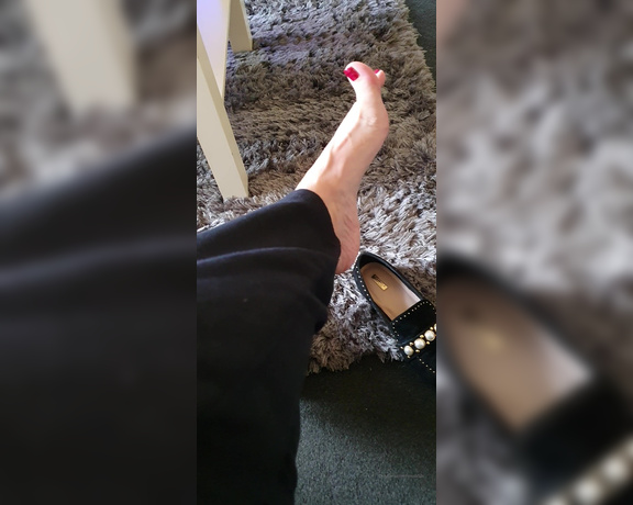 Miss B aka missb52s OnlyFans - 04-01-2021 - You know you love when my feet are sticky