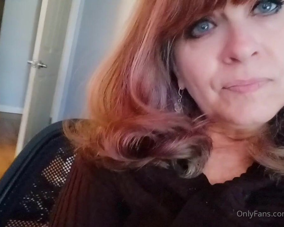 Miss Pandora aka misspandora OnlyFans - 06-12-2023 - Now that its really hot outside, I miss the cold! This was a hiccups clip I