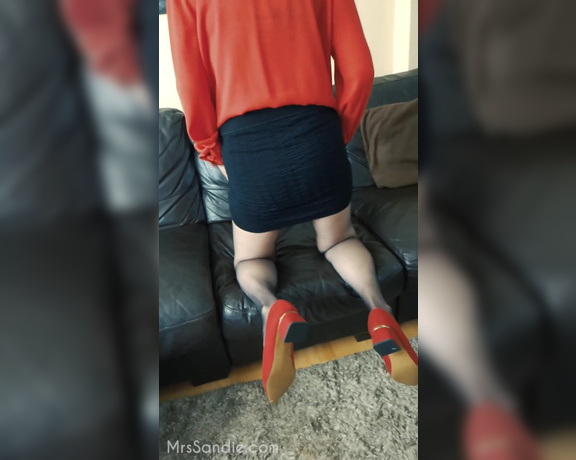 Mrs Sandie aka mrssandie OnlyFans - 11-01-2020 - This was last Monday in my work outfit Sorry for the delay getting this up, had