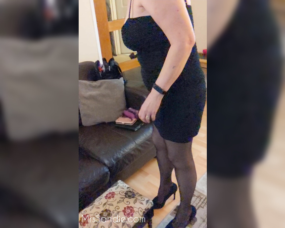 Mrs Sandie aka mrssandie OnlyFans - 01-21-2020 - Like this dress