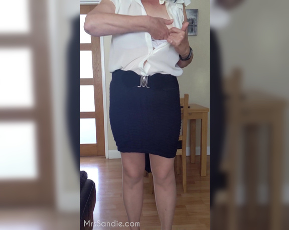 Mrs Sandie aka mrssandie OnlyFans - 07-04-2020 - Just home and getting my tights off Do you want to fuck me bare legged