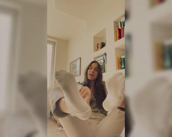 JaneSocks aka janesocks7 OnlyFans - 03-19-2024 - a little bit ehm encouraging