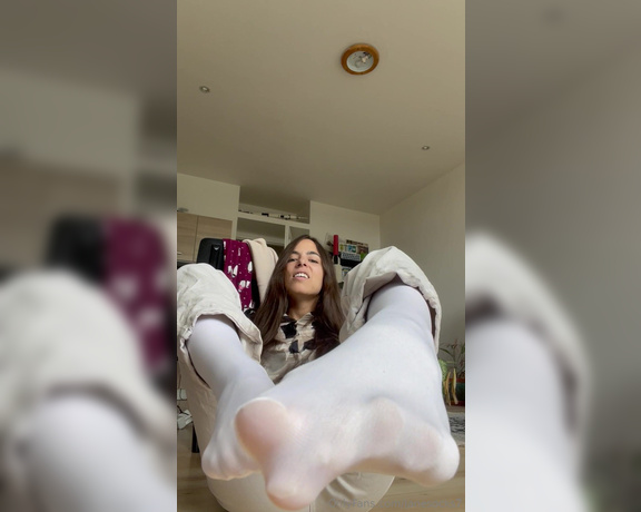 JaneSocks aka janesocks7 OnlyFans - 04-26-2024 - was feeling a bit more sensual this time, ehm