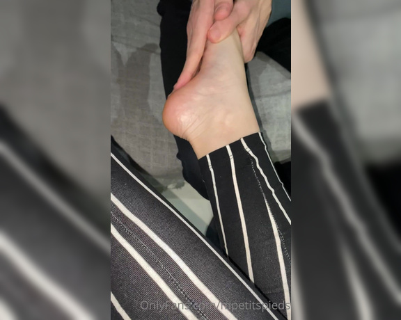 Mes Petits Pieds aka mpetitspieds OnlyFans - 05-29-2022 - Quo confortvel vocs acham que eu tava   How comfortable do you think I was