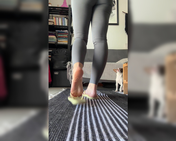 Mes Petits Pieds aka mpetitspieds OnlyFans - 09-15-2024 - Video 945293