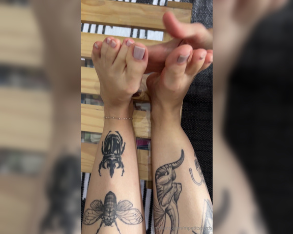 Mes Petits Pieds aka mpetitspieds OnlyFans - 09-05-2024 - Video 920325