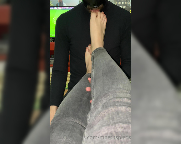 Mes Petits Pieds aka mpetitspieds OnlyFans - 08-13-2023 - Video 420728