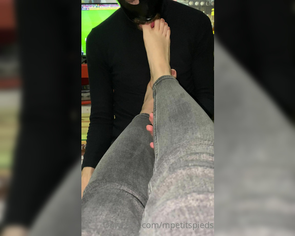 Mes Petits Pieds aka mpetitspieds OnlyFans - 08-13-2023 - Video 420728