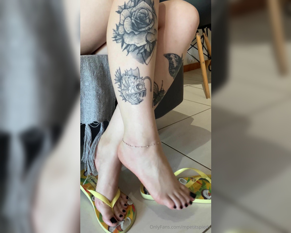 Mes Petits Pieds aka mpetitspieds OnlyFans - 11-07-2023 - Video 986164