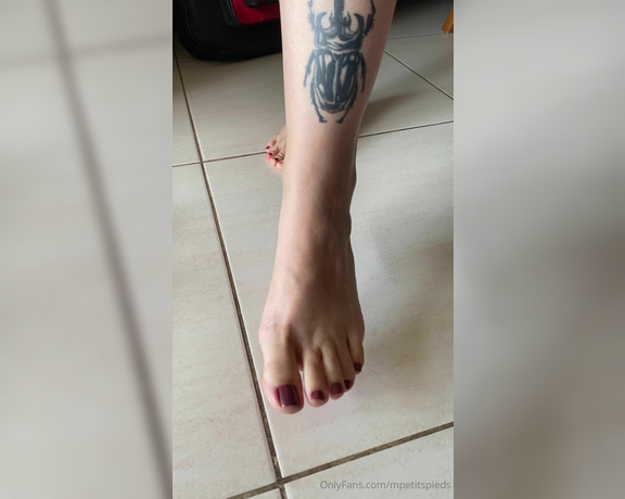 Mes Petits Pieds aka mpetitspieds OnlyFans - 02-07-2024 - Video 72302