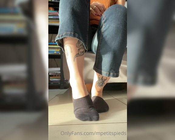 Mes Petits Pieds aka mpetitspieds OnlyFans - 03-31-2023 - Video 88526