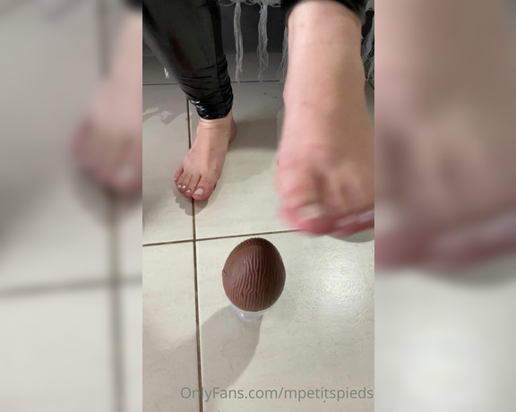 Mes Petits Pieds aka mpetitspieds OnlyFans - 04-09-2023 - Video 221937