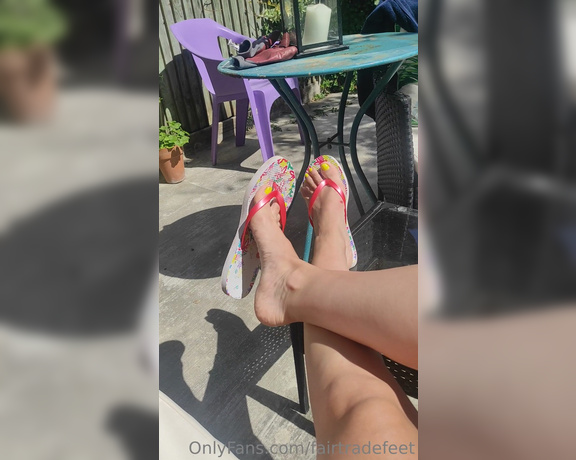 Miss Fair Trade Feet aka fairtradefeet OnlyFans - 08-05-2023 - Garden time again Follow me I will make your mouth juice