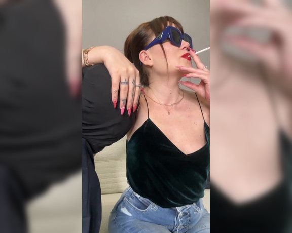 Mistress Merve aka mistressmerve OnlyFans - 06-20-2024 - Koltukalt yalamay ok sevip de bu kadar kt yalayan baka biri daha yoktur herhalde Neyse Zamanla