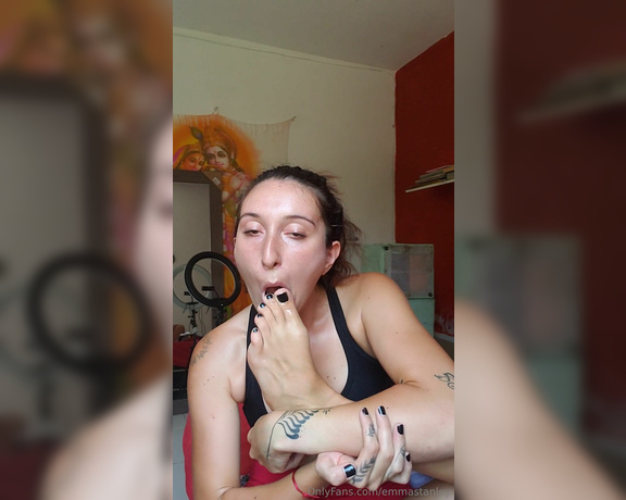 Emma Stanley aka emmastanley OnlyFans - 03-18-2024 - ch0king on my big toe, so delicious