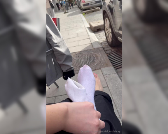 Next Door Daisy aka nextdoordaisyy OnlyFans - 04-12-2024 - Pulling off my socks in public to expose my bare soles then letting my friend tickle