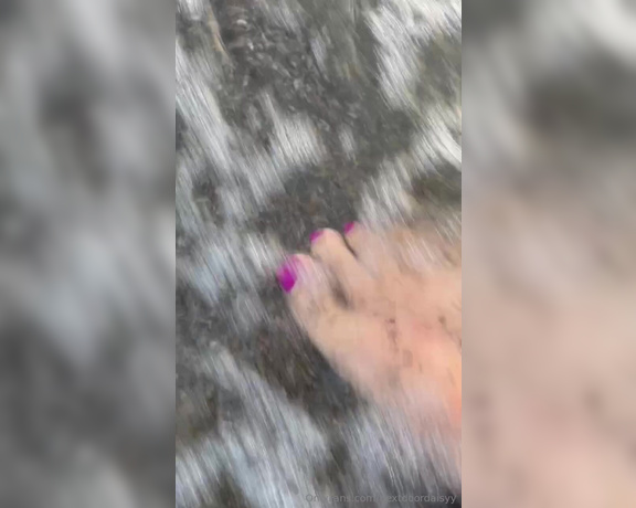 Next Door Daisy aka nextdoordaisyy OnlyFans - 07-05-2024 - Washing off the sand at the beach but this should be your feet instead…