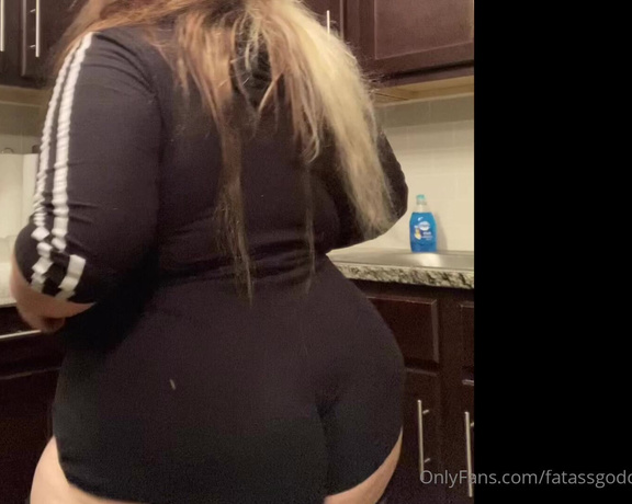 Fat Ass Goddess aka fatassgoddess OnlyFans - 12-27-2021 - Video 251624