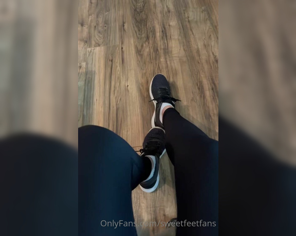 Sweetfeet2018 aka Sweetfeetfans OnlyFans - After my morning run…I need an assistant to take my shoes and socks off for me Any volunteers XOXO