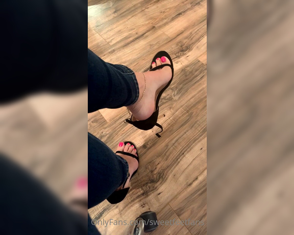 Sweetfeet2018 aka Sweetfeetfans OnlyFans - Just a little shoe play for you XOXO