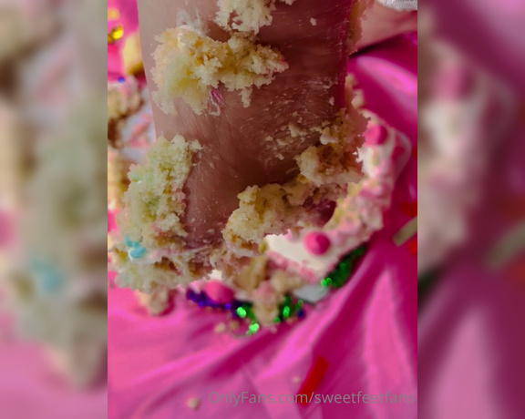 Sweetfeet2018 aka Sweetfeetfans OnlyFans - Cake smash I tried to make sure I got everyone covered in this set…legs, nylons, heels, bare feet,