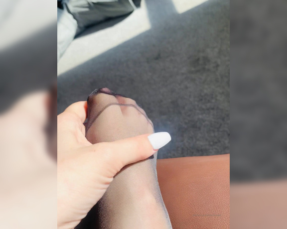 The Queen of Sole aka Missesdiscreets OnlyFans - Toes are looking perfect in these sheer nylons 2